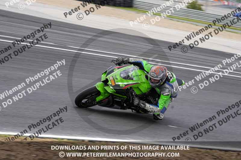 cadwell no limits trackday;cadwell park;cadwell park photographs;cadwell trackday photographs;enduro digital images;event digital images;eventdigitalimages;navarra;no limits trackdays;peter wileman photography;racing digital images;trackday digital images;trackday photos